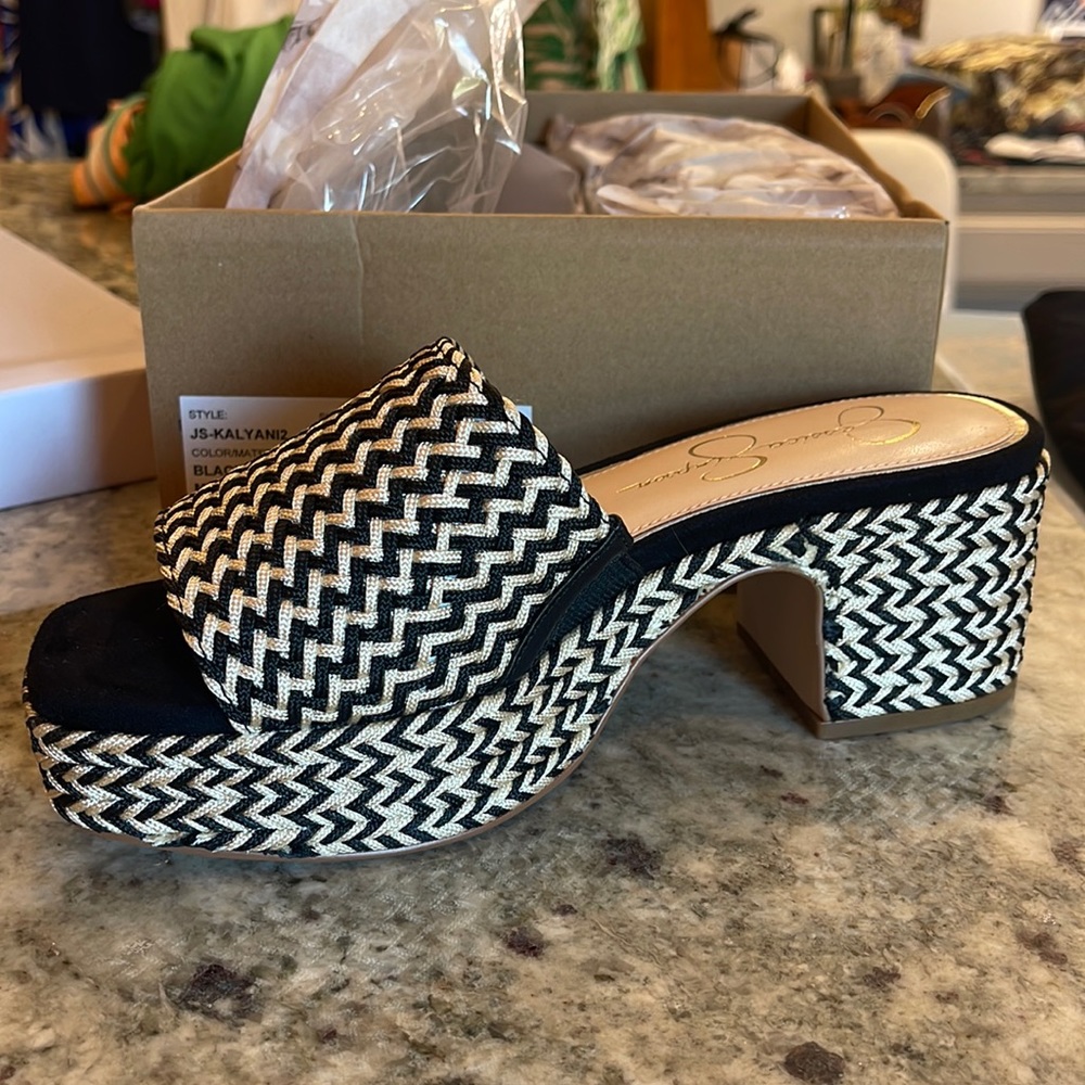 Jessica Simpson Black and Cream Woven Platform Mules